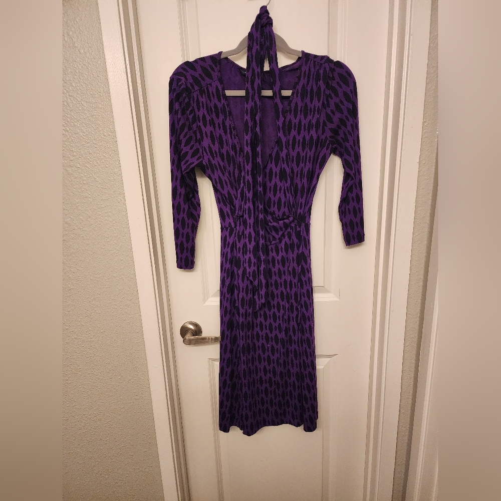 Banana Republic Purple / Black Long Sleeve Wrap Dress. Size XS